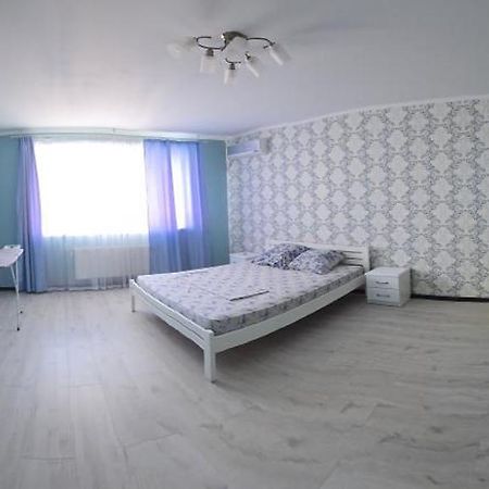 Apartment On Parkovaya チョロノモスク エクステリア 写真