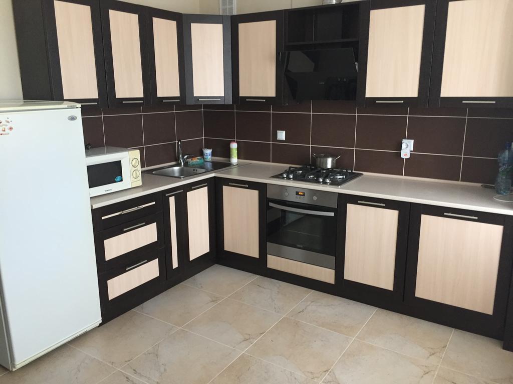 Apartment On Parkovaya チョロノモスク エクステリア 写真